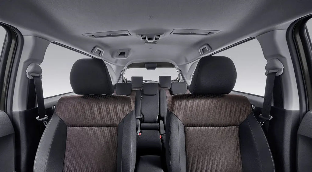 TOYOTA AVANZA - Gris