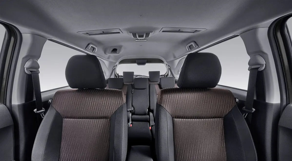 TOYOTA AVANZA - Gris